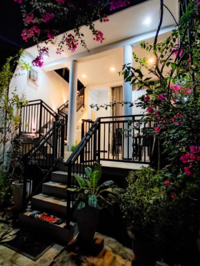 FLOWER SHADE VILLA